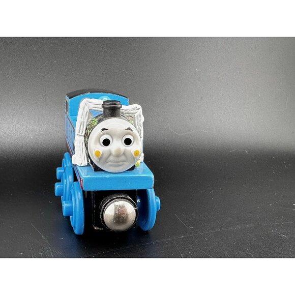 Thomas Comes To Breakfast Train Wooden Railway Vtg 2003 Learning Curve Engine - Picture 5 of 14